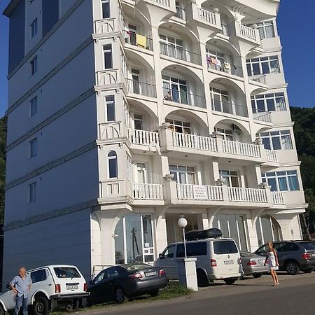 Kvariati Apartment ภายนอก รูปภาพ
