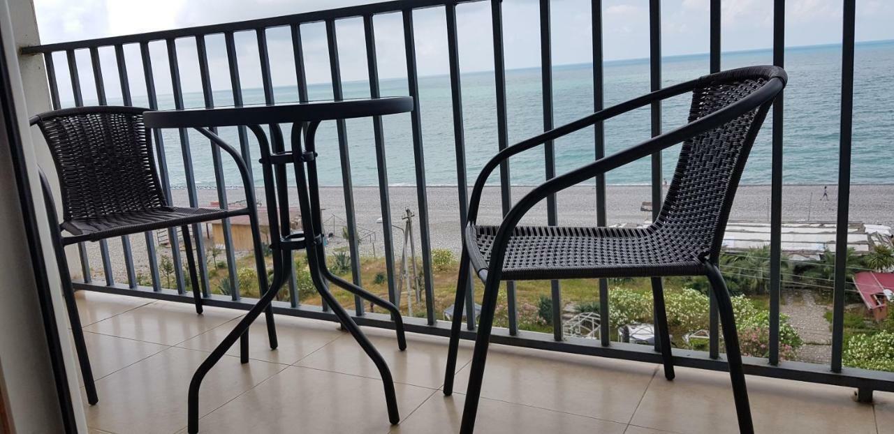 Kvariati Apartment ภายนอก รูปภาพ